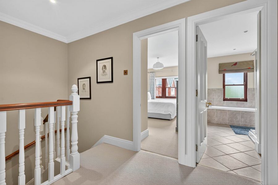 12 Marlborough Gate