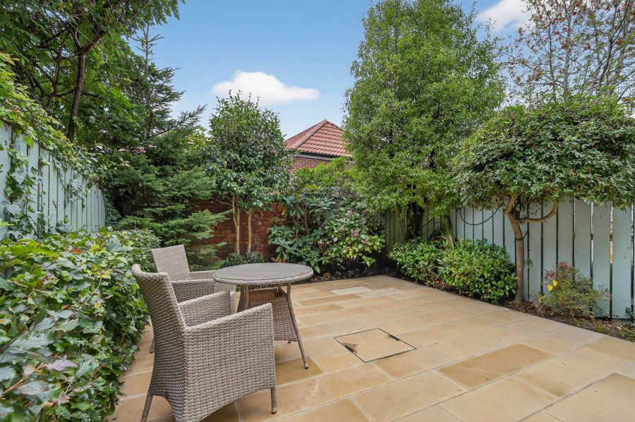 12 Marlborough Gate
