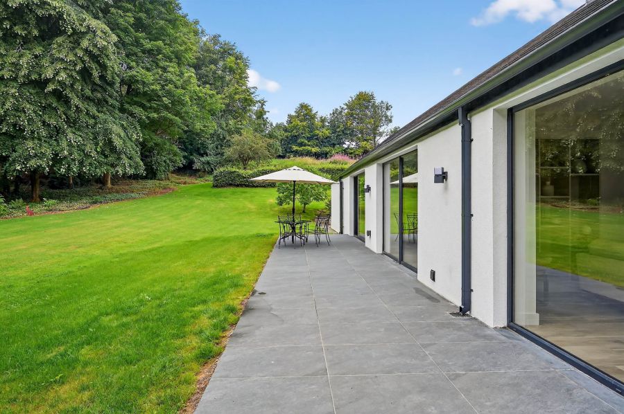 8 Ballynahatty Road