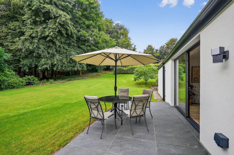8 Ballynahatty Road