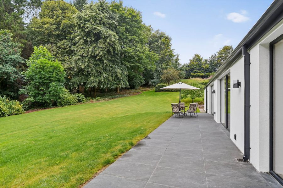 8 Ballynahatty Road