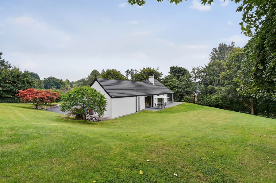 8 Ballynahatty Road