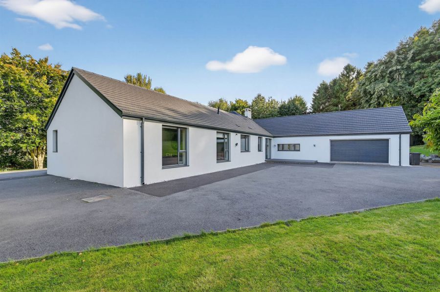 8 Ballynahatty Road 8 Ballynahatty Road