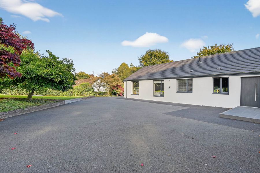 8 Ballynahatty Road