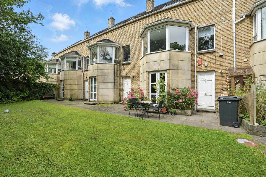 22 Belvedere Manor