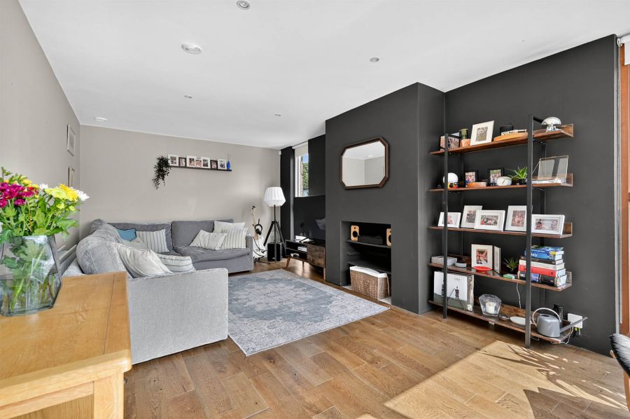 22 Greenvale
