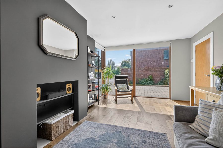 22 Greenvale