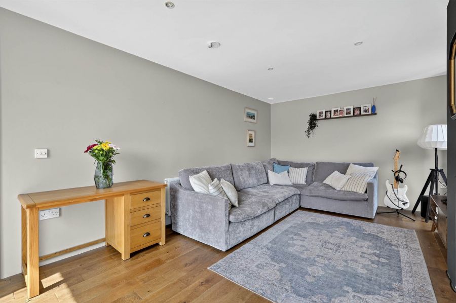 22 Greenvale