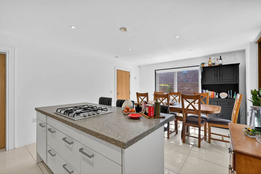 22 Greenvale