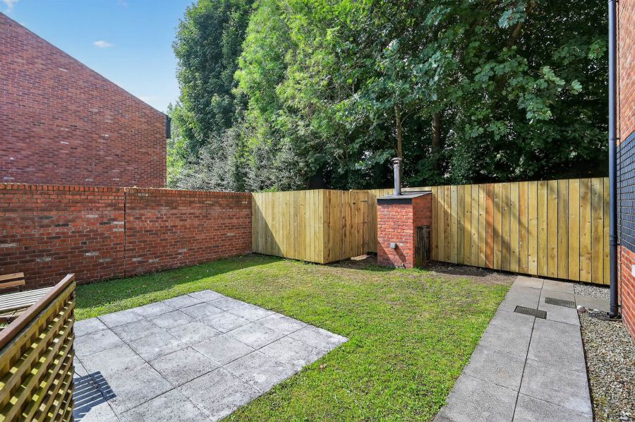 22 Greenvale
