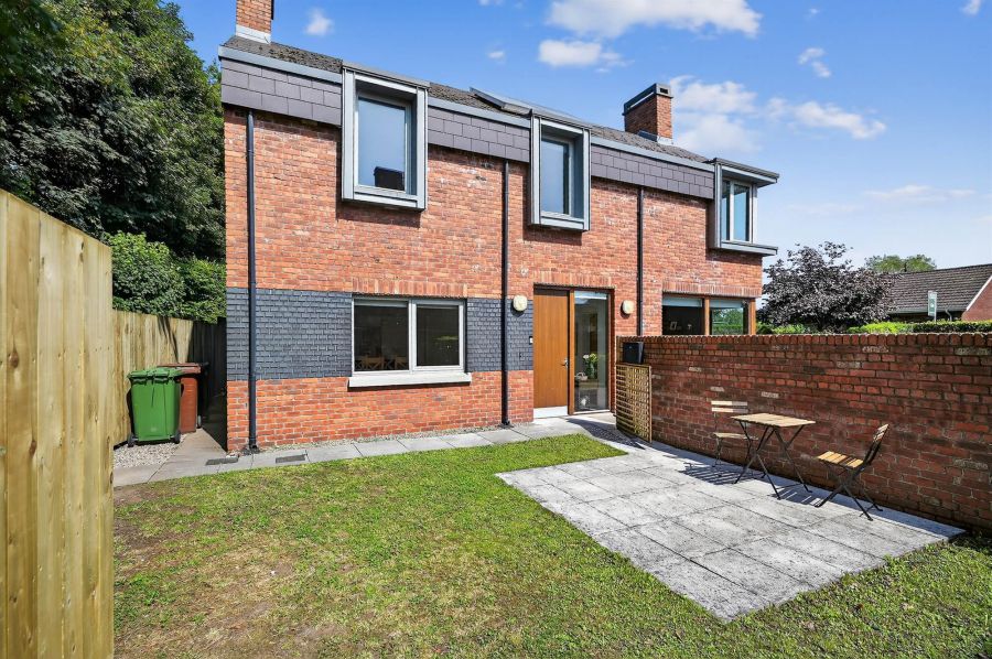 22 Greenvale