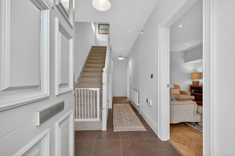 10 Bracken Hill View