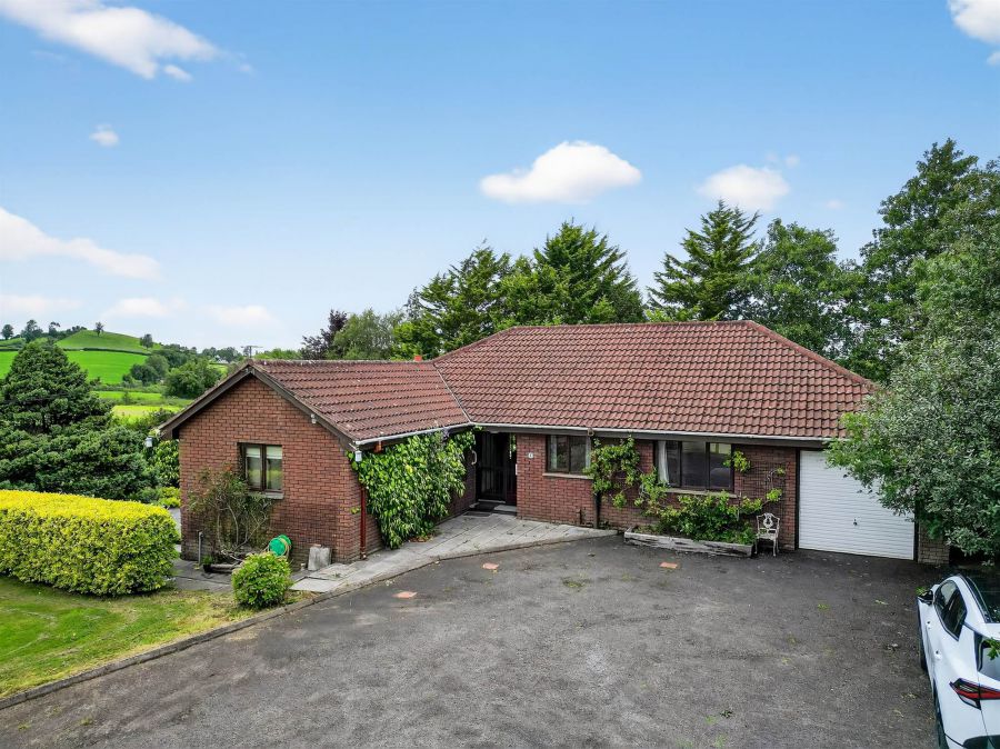 3 Hillside Road, Temple, Lisburn, BT27 6US