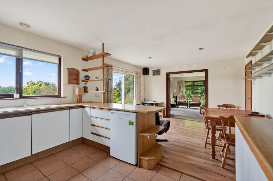 3 Hillside Road