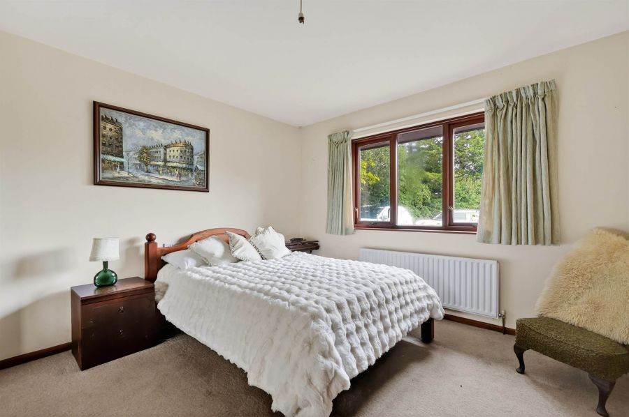 3 Hillside Road