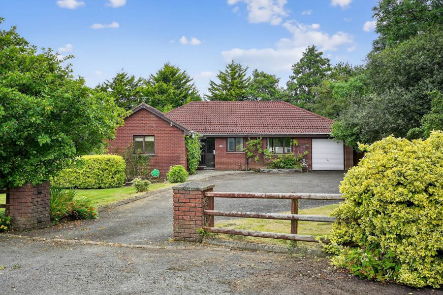 3 Hillside Road