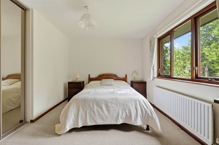3 Hillside Road