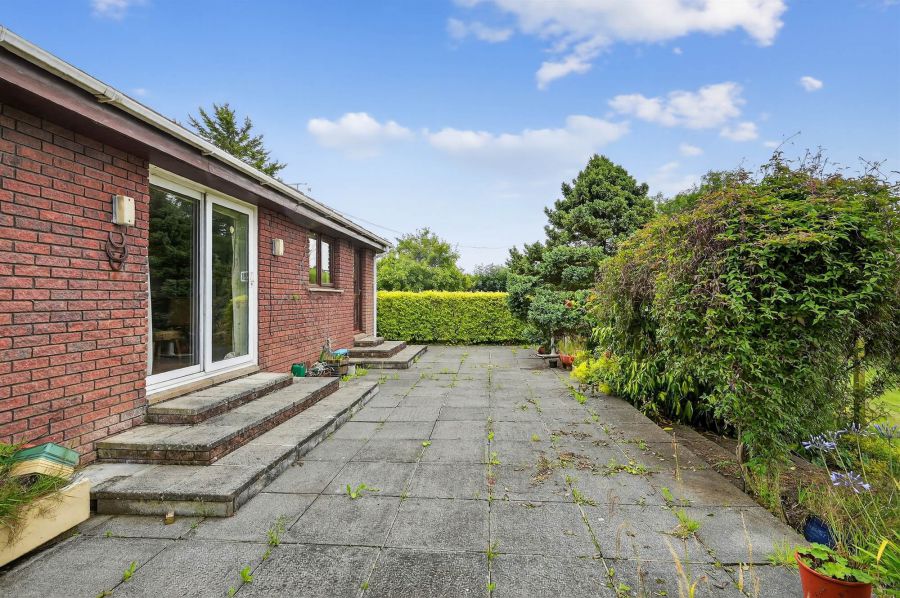 3 Hillside Road