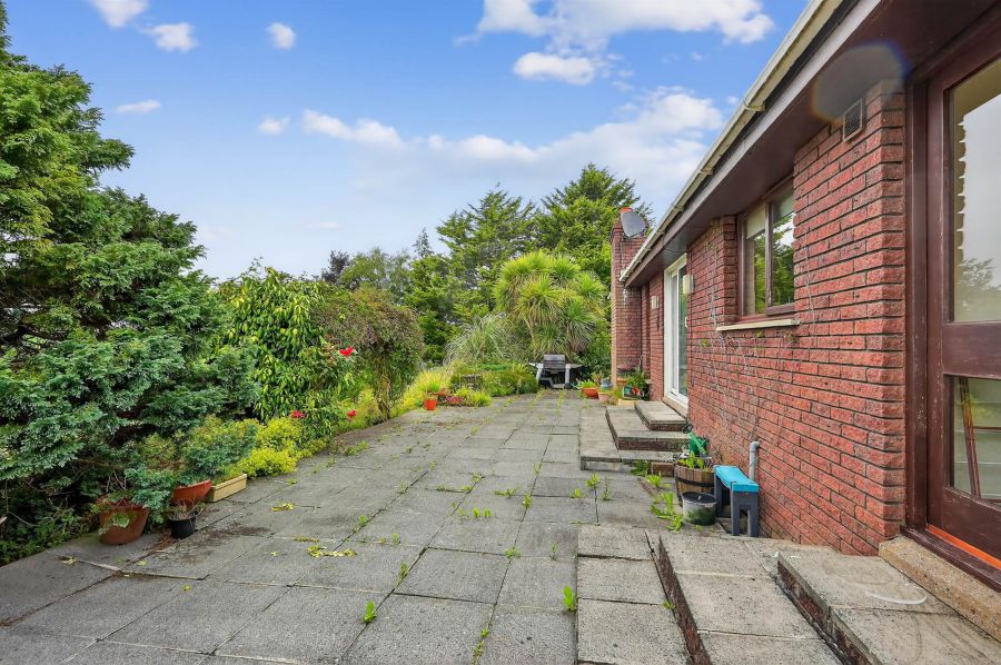 3 Hillside Road