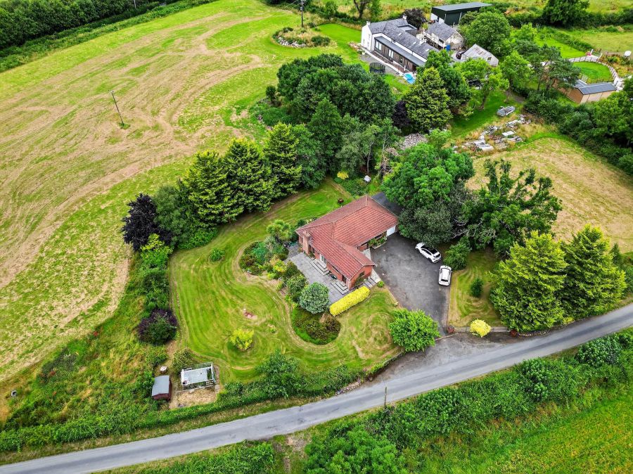 3 Hillside Road