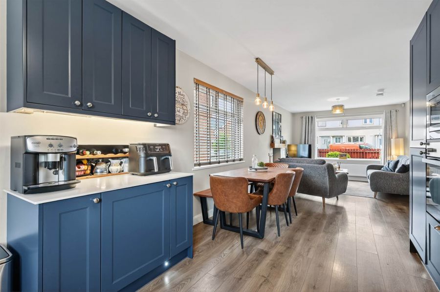 31A Locksley Gardens