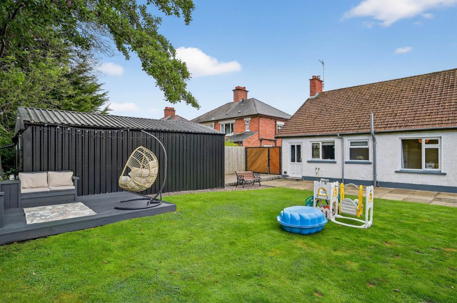 31A Locksley Gardens
