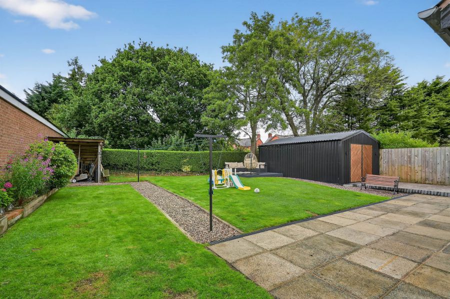 31A Locksley Gardens