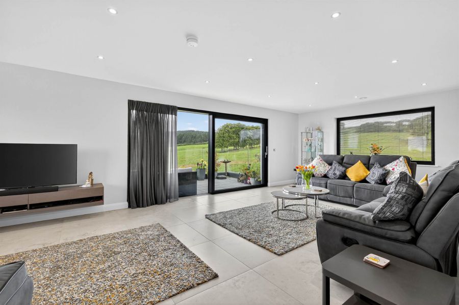 7 Old Ballynoe Road
