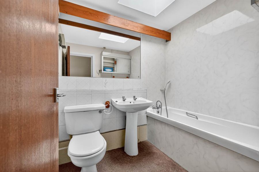 7 Brooklands Court 7 Brooklands Court