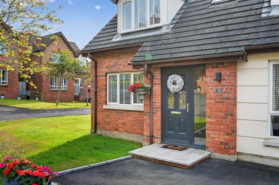 50 Farm Lodge Park