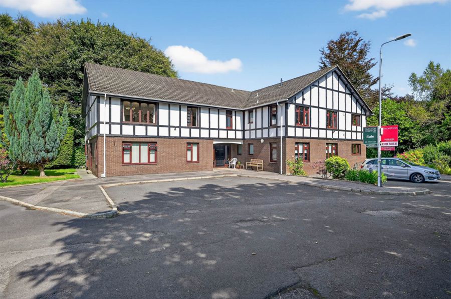 4c Newforge Grange, Malone, Belfast, BT9 5QB