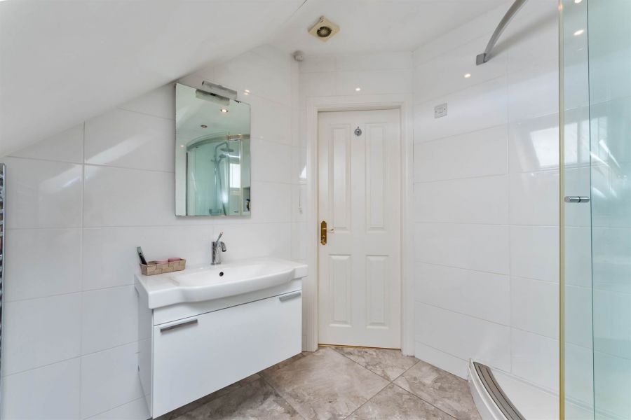 127 Ballantine Garden Village