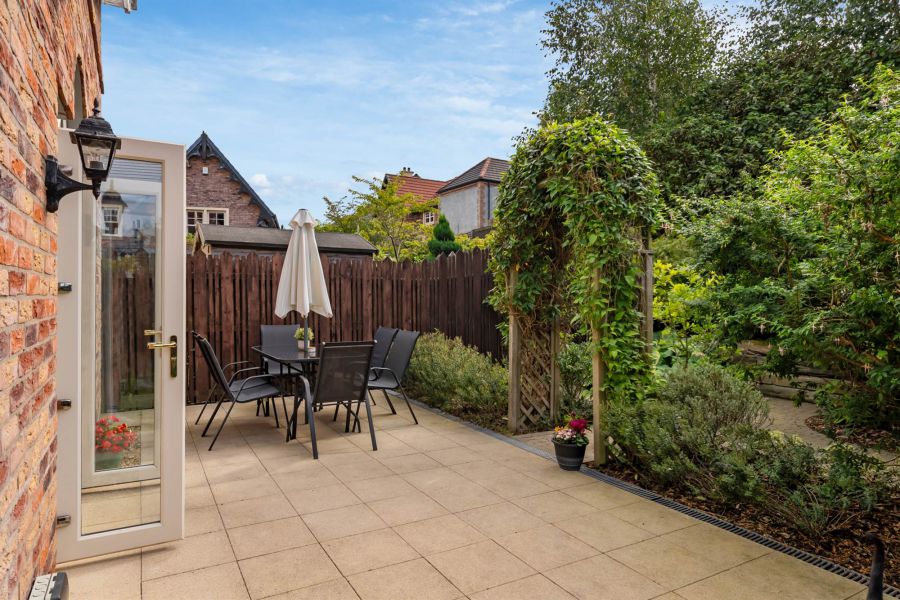 127 Ballantine Garden Village