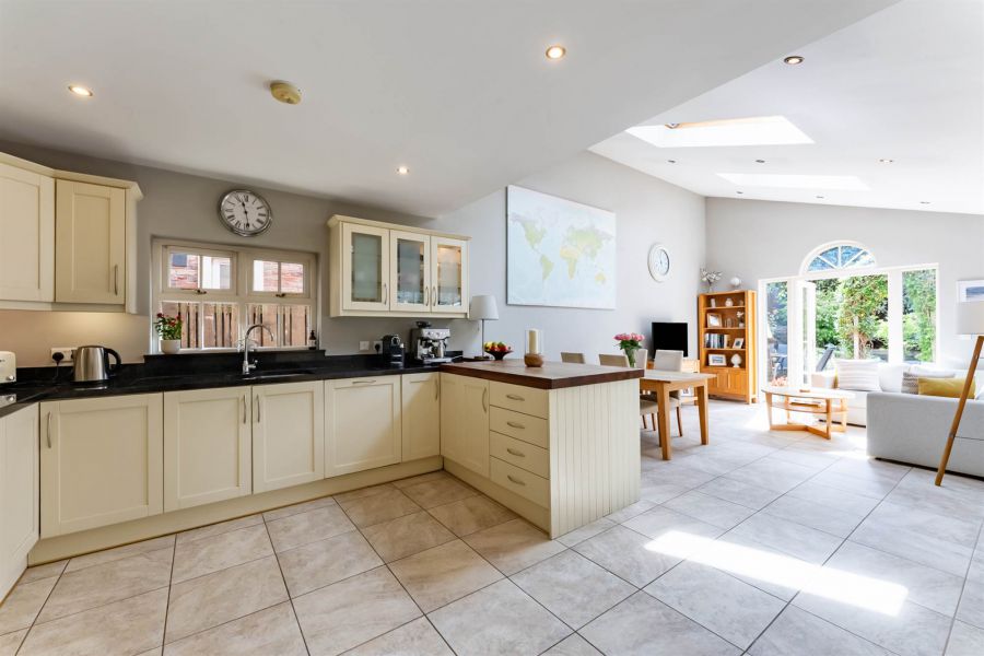 127 Ballantine Garden Village