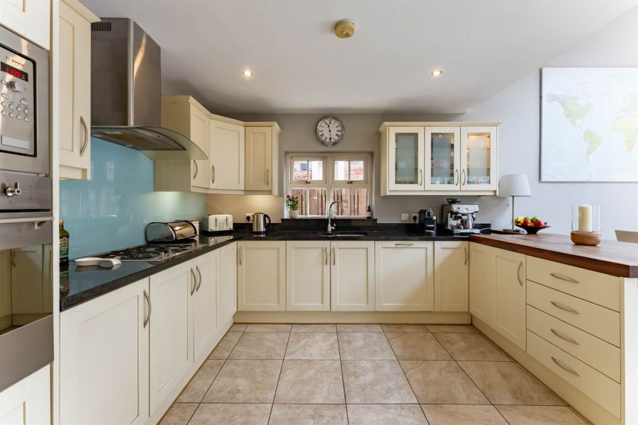 127 Ballantine Garden Village