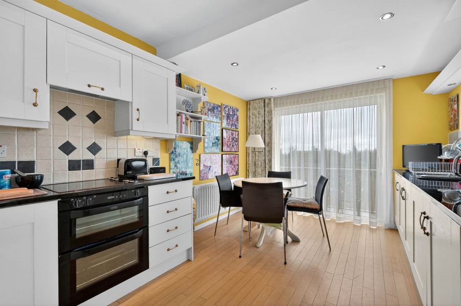 43 Beechill Park West