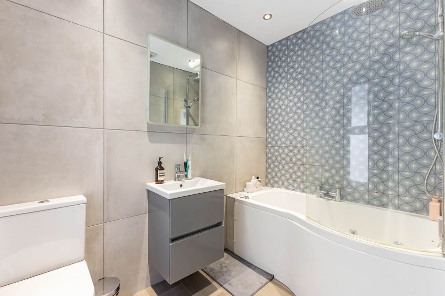 3 Marlborough Park Central