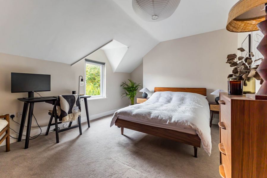 3 Marlborough Park Central