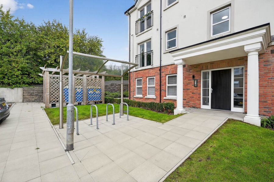 Apt 6 18 Highgrove Meadows