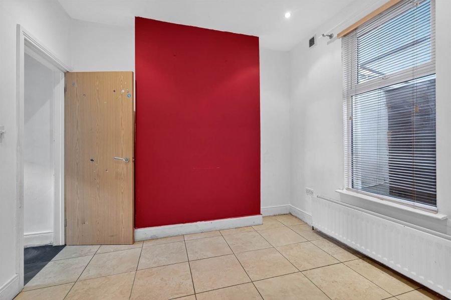 17 Lecale Street