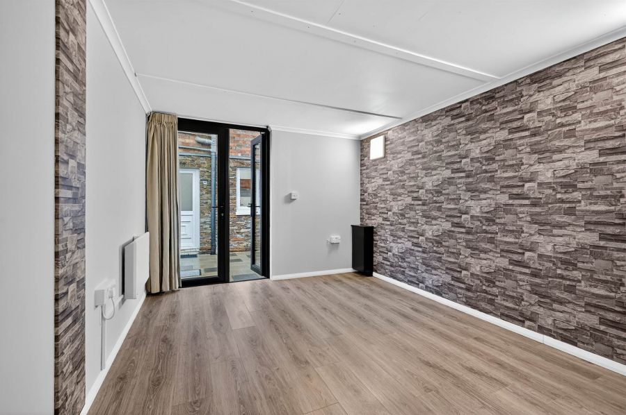 9 Northbrook Gardens