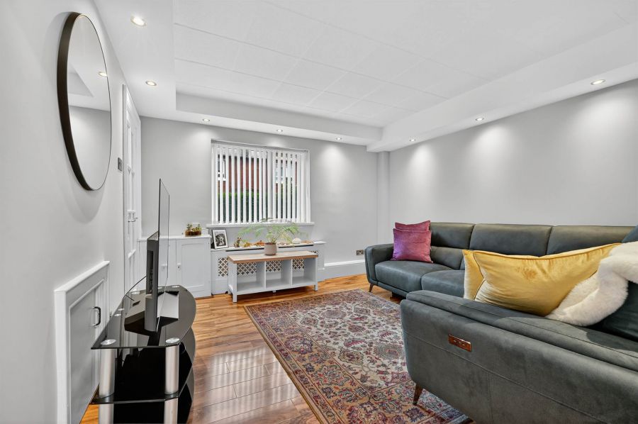 9 Northbrook Gardens