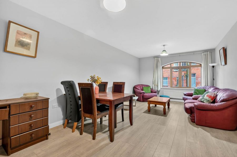 Apt 3 Chancellors Court