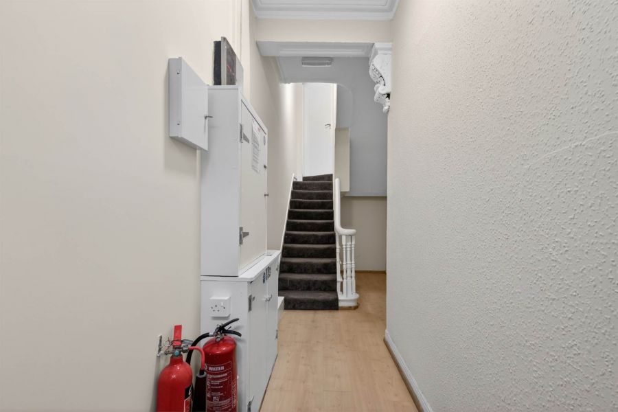 Apt 1 3 Abercorn Street