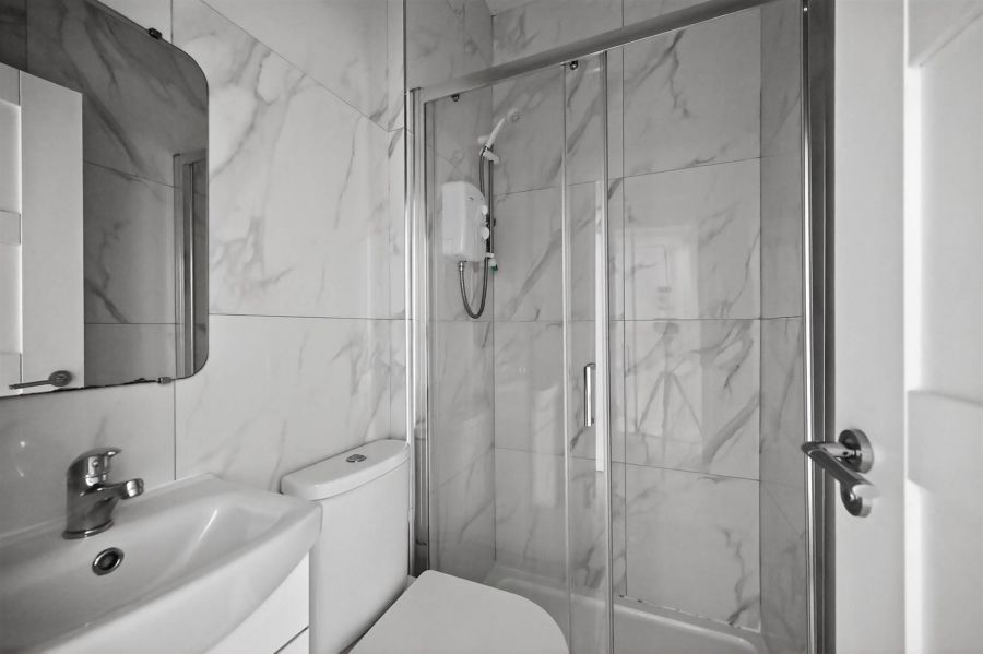 Apt 1 3 Abercorn Street