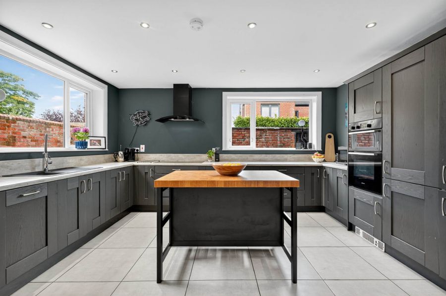 16 St Judes Avenue