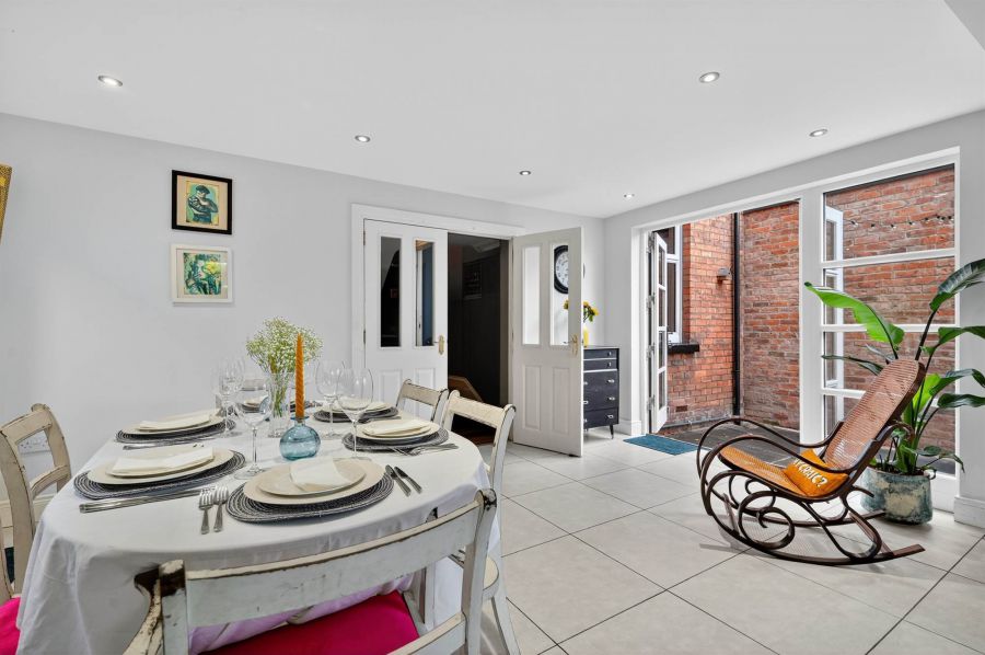 16 St Judes Avenue