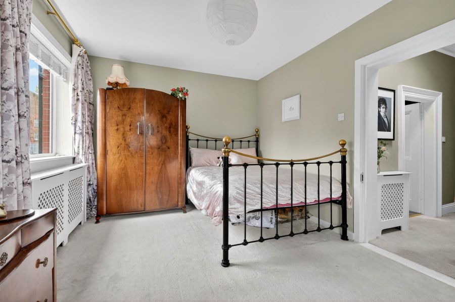 16 St Judes Avenue