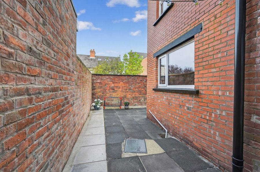 16 St Judes Avenue