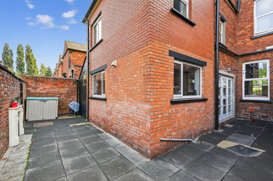 16 St Judes Avenue